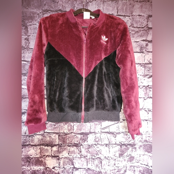 Adidas Track Jacket Black/Burgundy sz Small - Picture 1 of 2